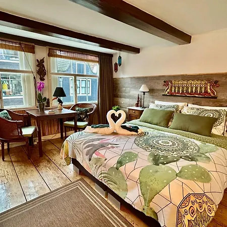 Bed and breakfast Barangay Ámsterdam