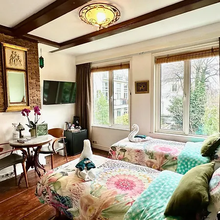 Barangay 게스트하우스 암스테르담