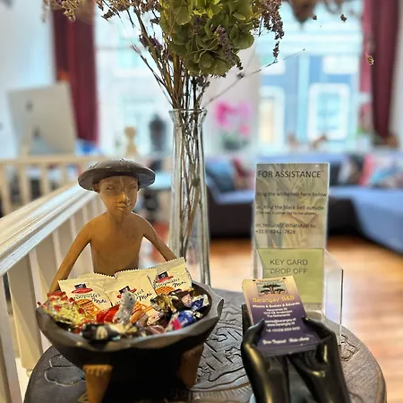 Barangay 4* 암스테르담