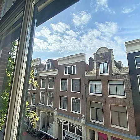 Barangay 4* Amsterdam