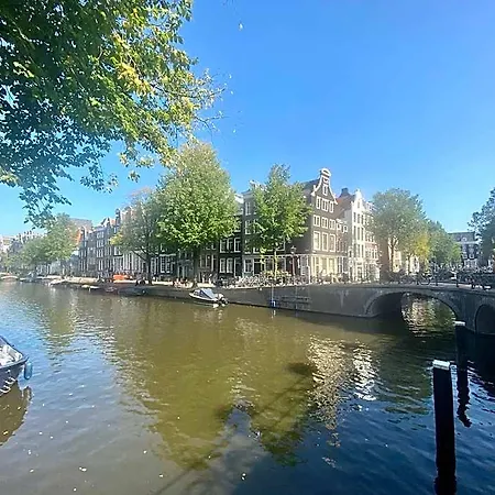 Barangay Pensionat Amsterdam