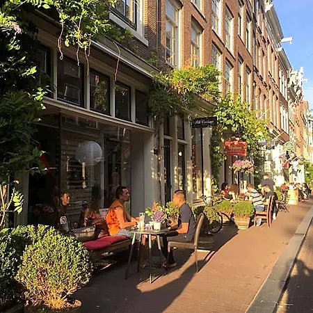 Barangay 4* Amsterdam