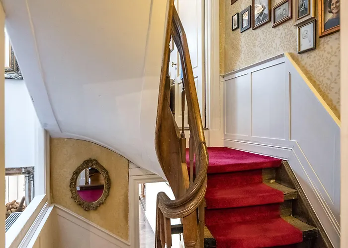 Guest house Barangay 4*