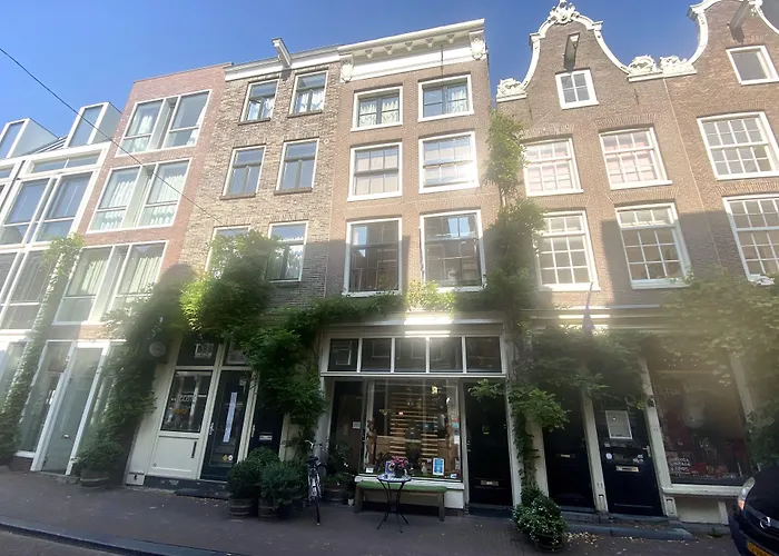 Barangay Guest house 4*